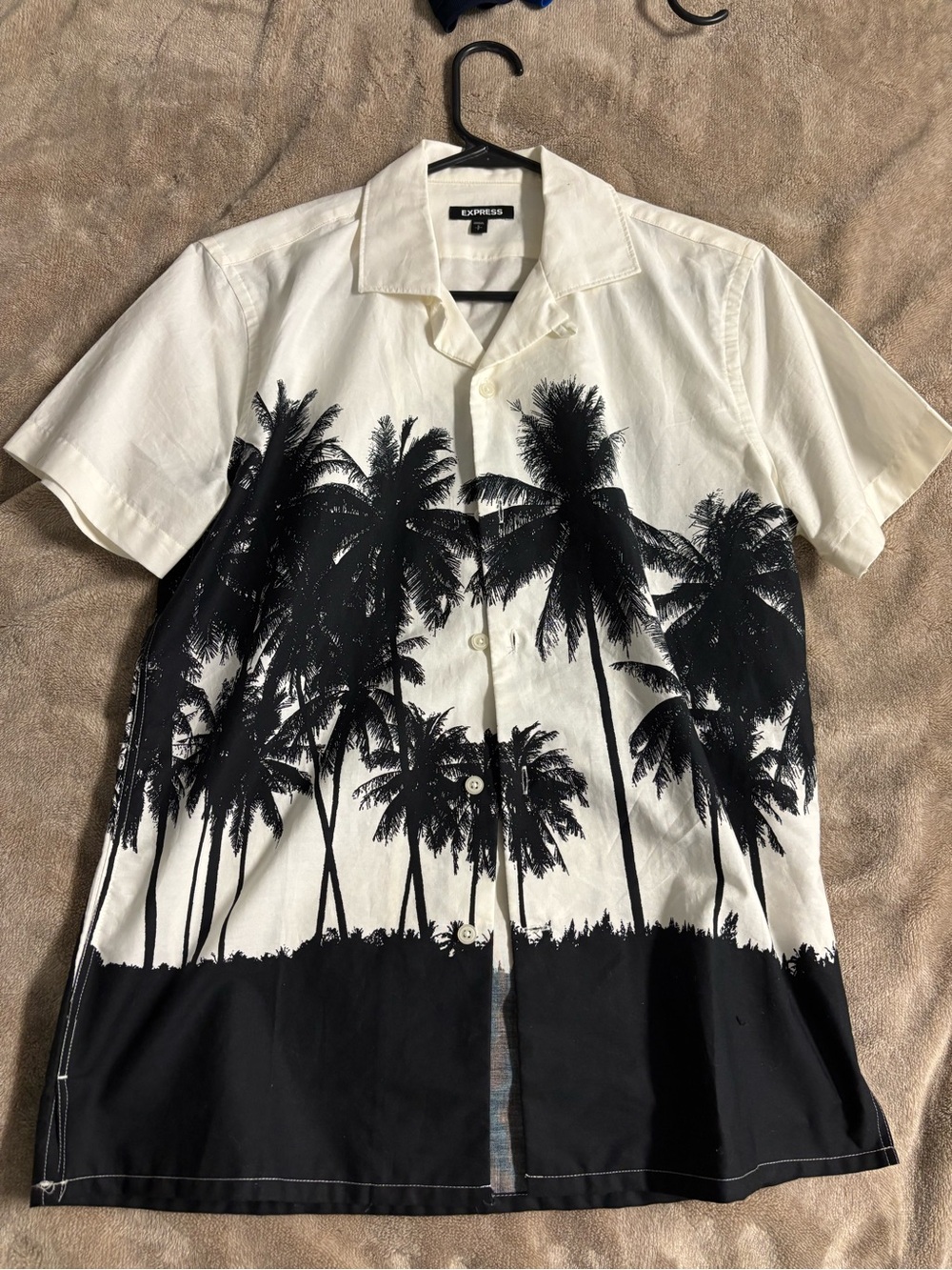 Express Men’s Black & White Palm Tree Camp Shirt